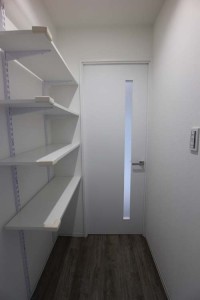 新ソレヤード玄関写真